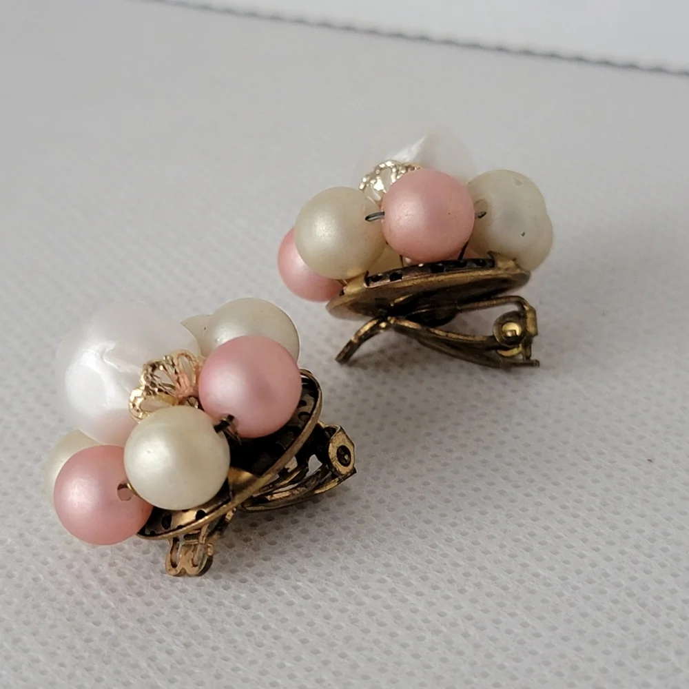 Vintage Clip-on Bead Cluster Earrings | Signed Japan | Faux Pearl Pastel